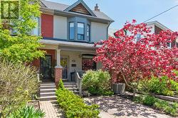 687 DURIE STREET Toronto, ON M6S 3H4