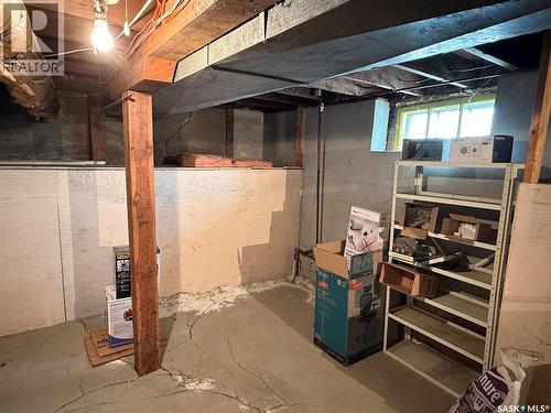 439 Assiniboia Street, Weyburn, SK - Indoor Photo Showing Basement