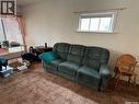 439 Assiniboia Street, Weyburn, SK  - Indoor Photo Showing Living Room 