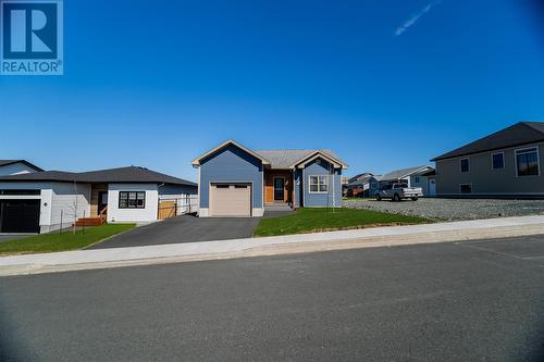 17 Electra Drive  St. John's, NL A1A 0V3