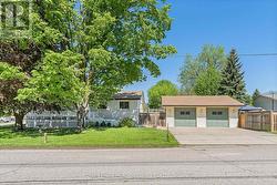 17 COLLEGE STREET Halton Hills, ON L7G 2N6