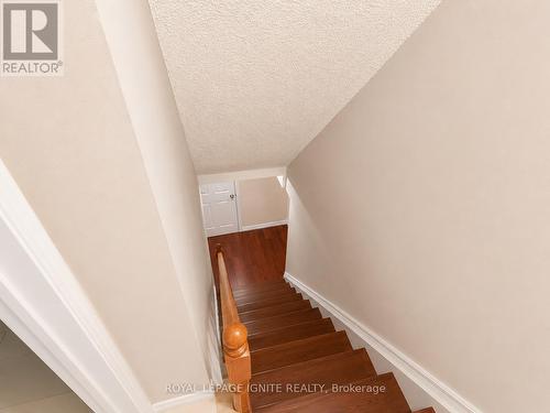 21 Halfmoon Square, Toronto, ON - Indoor Photo Showing Other Room