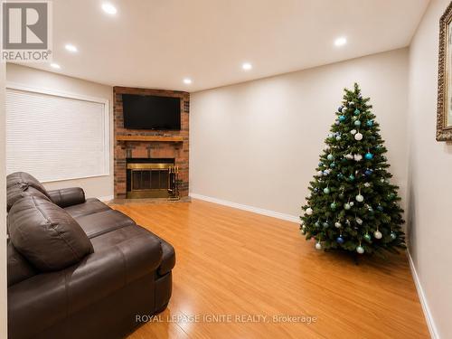 21 Halfmoon Square, Toronto, ON - Indoor With Fireplace