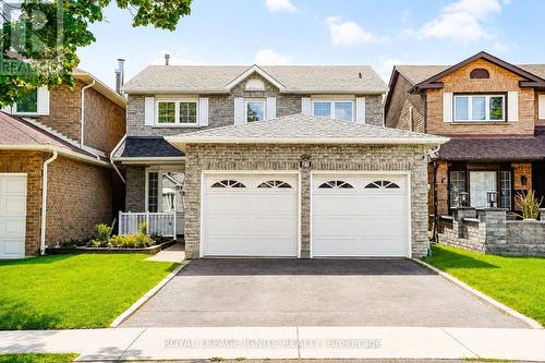 21 Halfmoon Square, Toronto, ON - Outdoor With Facade