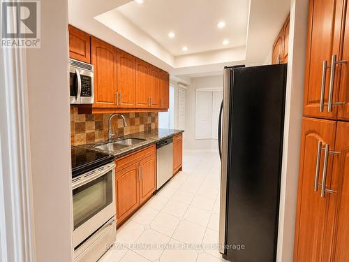 21 Halfmoon Square, Toronto, ON - Indoor Photo Showing Kitchen With Double Sink