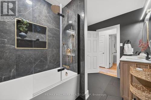 1081 Foley Avenue, Ottawa, ON - Indoor Photo Showing Bathroom