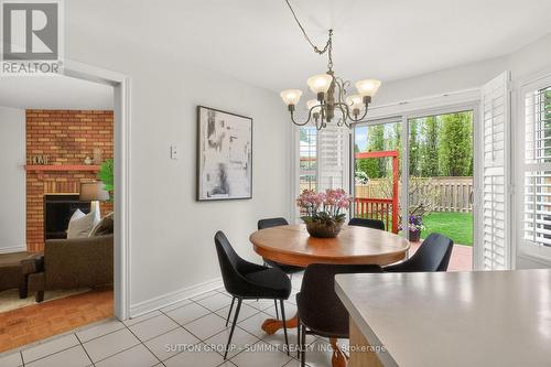 5308 Middlebury Drive, Mississauga, ON - Indoor Photo Showing Dining Room