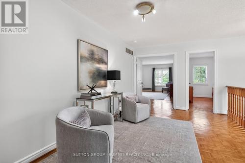 5308 Middlebury Drive, Mississauga, ON - Indoor