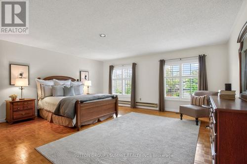 5308 Middlebury Drive, Mississauga, ON - Indoor Photo Showing Bedroom