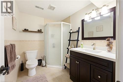 64 Highgate Road, Kitchener, ON - Indoor Photo Showing Bathroom