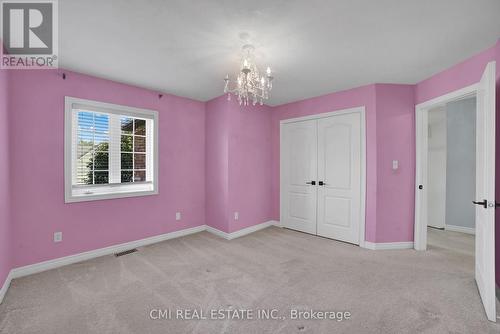 2171 Jardine Crescent, Burlington, ON - Indoor Photo Showing Other Room