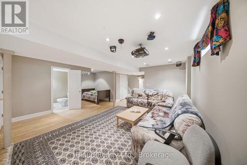 7389 Sandhurst Drive, Mississauga, ON - Indoor