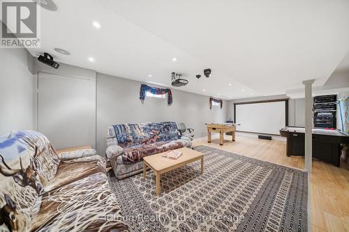 7389 Sandhurst Drive, Mississauga, ON - Indoor
