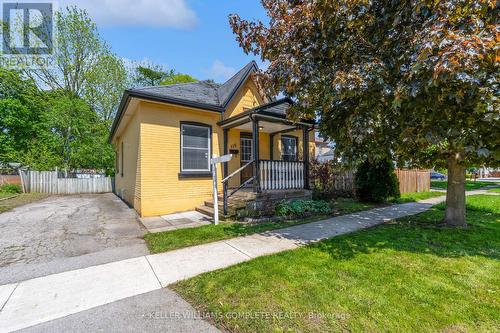 110 OAK STREET  Brantford, ON N3T 2B5