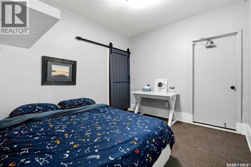 1001 Lorne Avenue, Saskatoon, SK - Indoor Photo Showing Bedroom