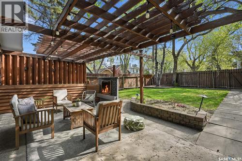 1001 Lorne Avenue, Saskatoon, SK - Outdoor With Deck Patio Veranda With Exterior