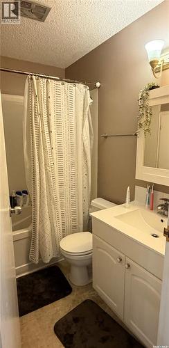 49 331 Pendygrasse Road, Saskatoon, SK - Indoor Photo Showing Bathroom
