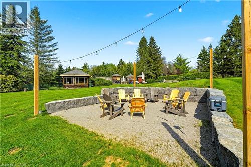 2510 Britannia Road, Burlington, ON - Outdoor
