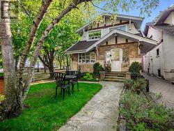 4 SILVER BIRCH AVENUE Toronto, ON M4E 3K9