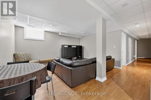 21 Silver Trail, Barrie, ON - Indoor