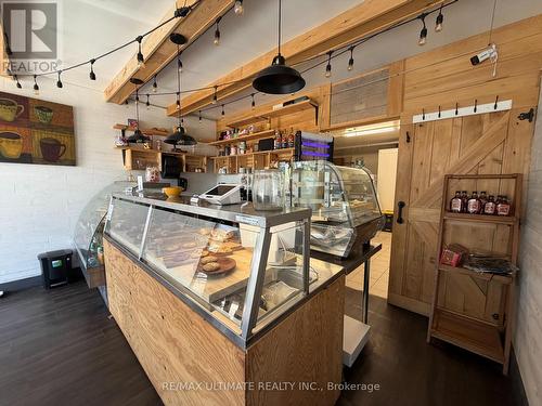 1097 Lakeshore Road E, Mississauga, ON 