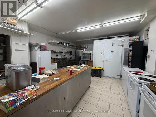 1097 Lakeshore Road E, Mississauga, ON 
