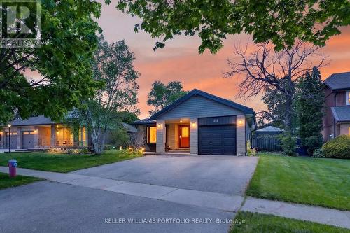 38 LAURELCREST STREET  Brampton, ON L6S 2R4
