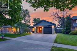 38 LAURELCREST STREET Brampton, ON L6S 2R4