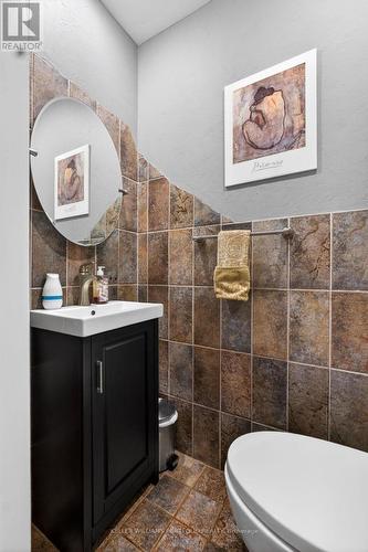 38 Laurelcrest Street, Brampton, ON - Indoor Photo Showing Bathroom