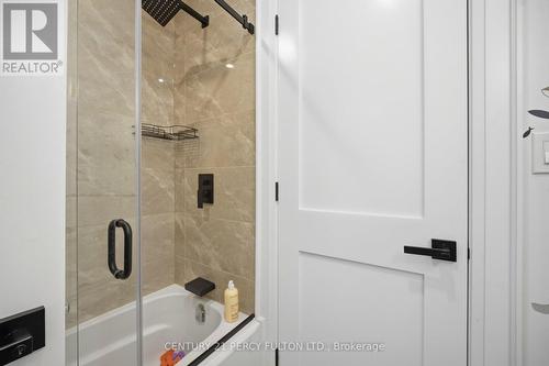 195 Danforth Road, Toronto, ON - Indoor Photo Showing Bathroom
