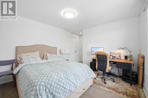 195 Danforth Road, Toronto, ON - Indoor Photo Showing Bedroom