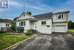 LOWER - 307 ANDERSON STREET Whitby, ON L1N 3V7