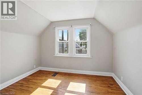 43 Cameron Avenue N, Hamilton, ON - Indoor Photo Showing Other Room