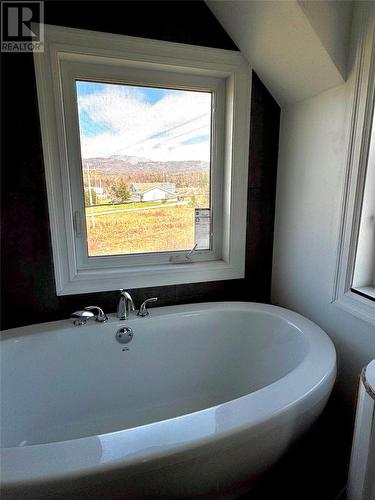 25-27 Main Street S, Rocky Harbour, NL - Indoor Photo Showing Bathroom