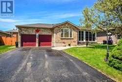 32 GRAHAM STREET Springwater, ON L0L 1P0