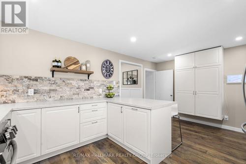2041 Kingsley Road, Ottawa, ON - Indoor Photo Showing Kitchen