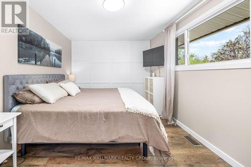 2041 Kingsley Road, Ottawa, ON - Indoor Photo Showing Bedroom