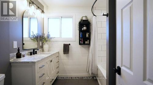 2041 Kingsley Road, Ottawa, ON - Indoor Photo Showing Bathroom