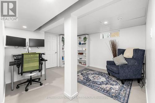 2041 Kingsley Road, Ottawa, ON - Indoor