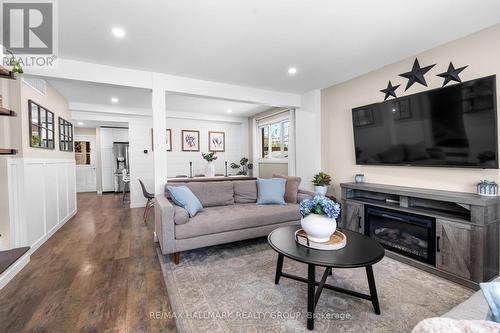 2041 Kingsley Road, Ottawa, ON - Indoor Photo Showing Living Room With Fireplace