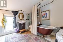 733 BETHUNE STREET - 
