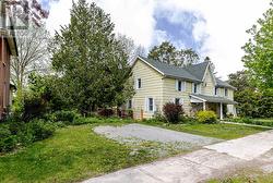 733 BETHUNE STREET - 