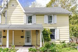735 BETHUNE STREET - 