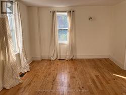 735 BETHUNE STREET - 