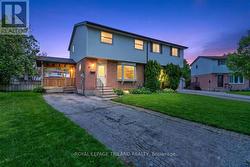 9 PARCREEK PLACE Strathroy-Caradoc (Nw), ON N7G 3S1