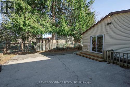 945 Colborne Street, London East (East B), ON - Outdoor