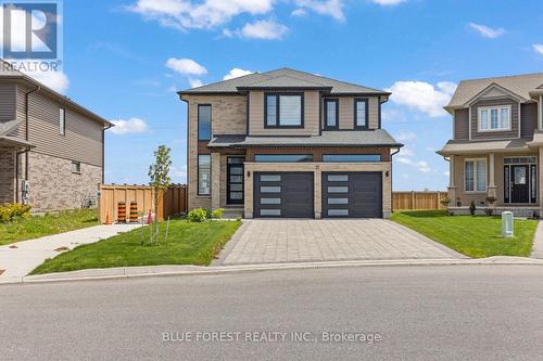 37 EVYLEAN COURT  St. Thomas, ON N5R 0P6