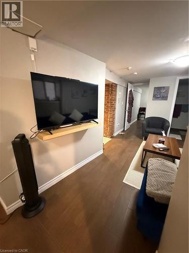 947 Main Street E Unit# 6, Hamilton, ON - Indoor
