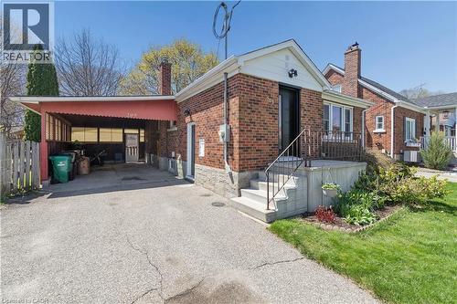 209 Bedford Road, Kitchener, ON - Outdoor