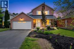 42 HANDORF Drive  Cambridge, ON N3C 3Y3